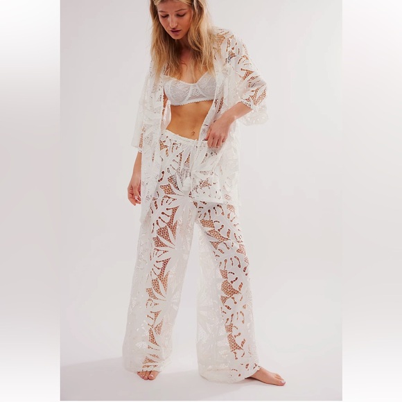 Free People La Vida White Lace Two-Piece Set - Picture 2 of 6